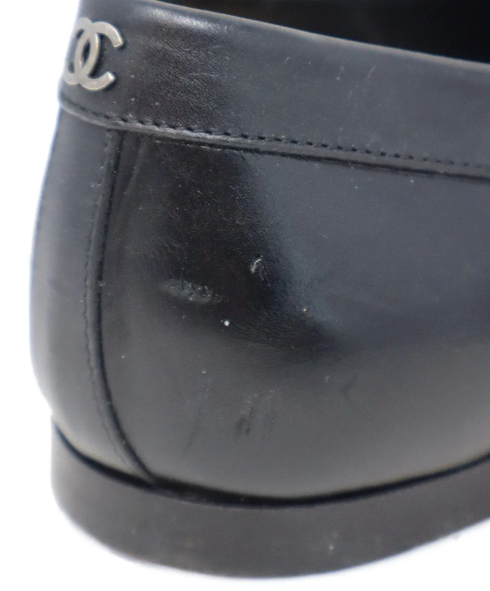 Chanel Black Leather Pearls Trim Loafers sz 8.5