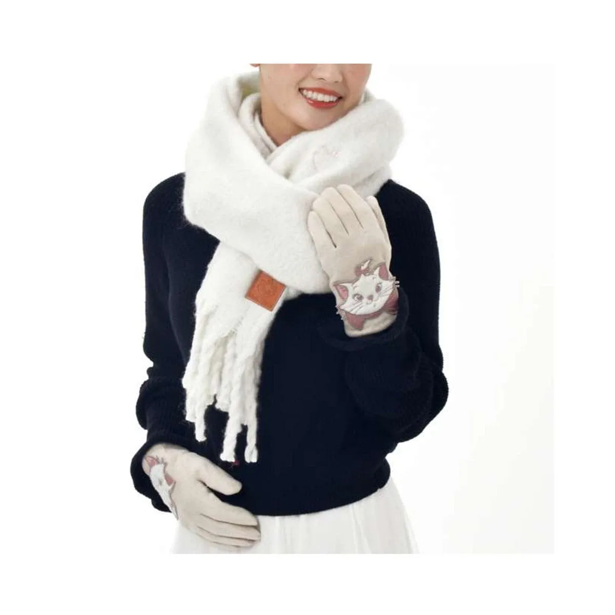 Disney Marie The Fashionable Cat Scarf
