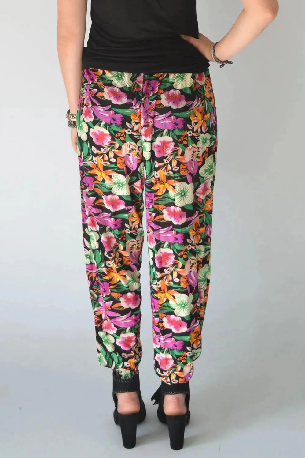 Relaxed Hareem Pants